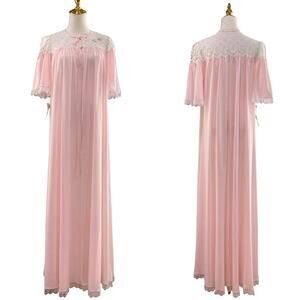 NWT Vintage 90s Coquette Lucie Ann Pastel Pink Nylon Lacy Maxi Nightgown Size S